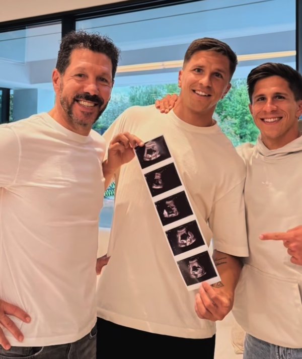 吉安卢卡-西蒙尼现年26岁司职时尚体育赛事直播